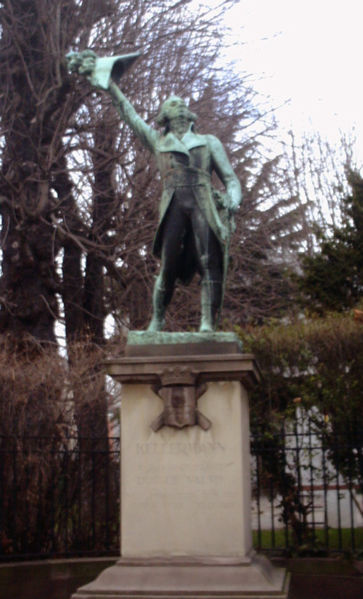 Памятник маршалу Келлерману в Страсбуре